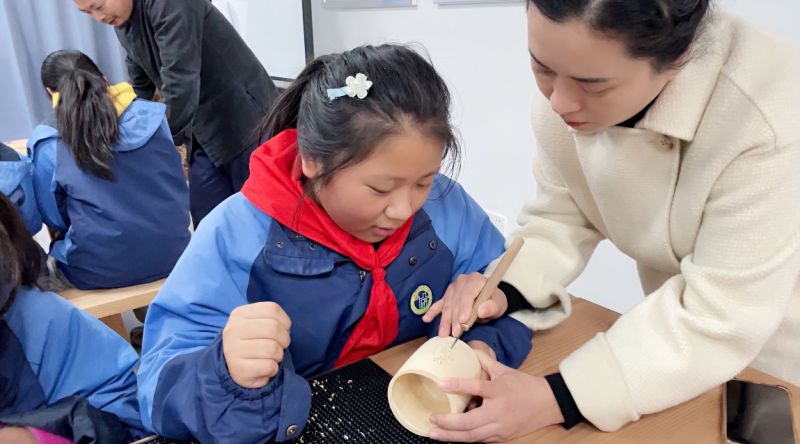 �Ϸ��Ђ���С�W(xu��)���g(sh��)��F(tu��n)���ӷ��z�w�(y��n)���(d��ng)