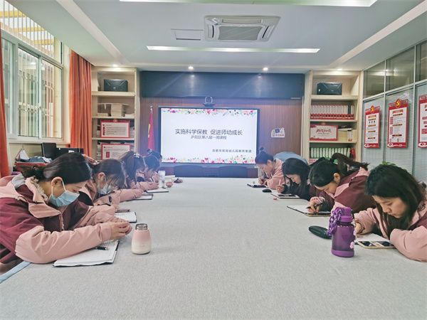 �Ϸ����p���׃��@�������F(tu��n)���R�����������M(j��n)��ͬ�W(xu��)��(x��)�������L