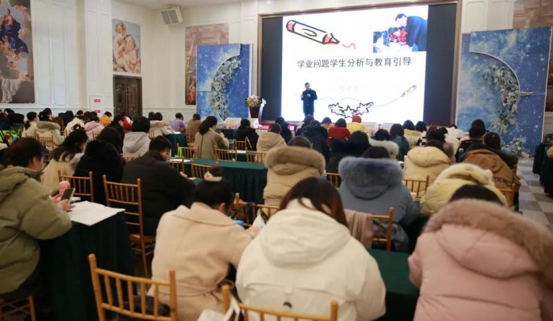 ���Č���ʡ�������ν�(j��ng)�(y��n)������(hu��)�A�M��Ļ