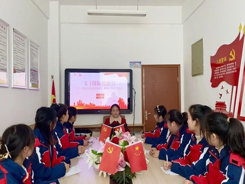 �Ϸ��д��d�׃��@�_չ�����H����ա���������ϵ�л��