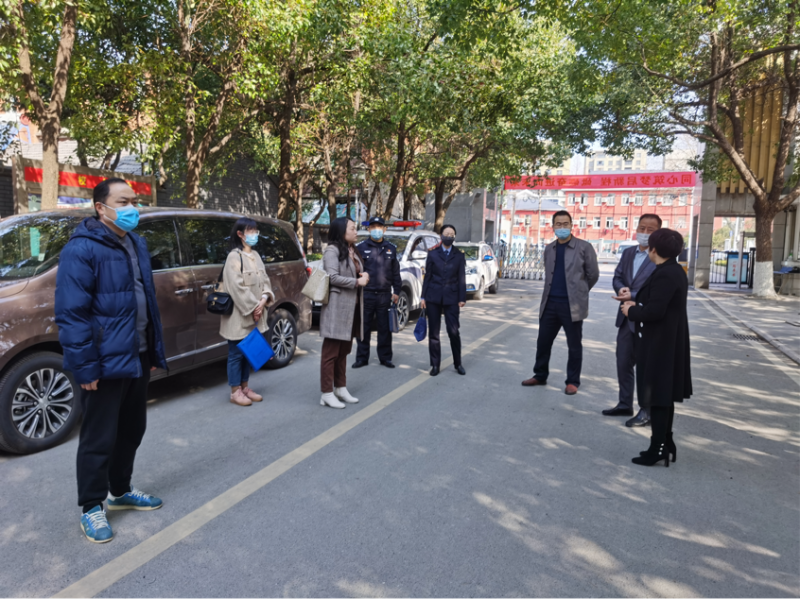 �Ϸ��е���ʮ���ЌW���_չ�ϙz�� ���ΰ�ȫ����