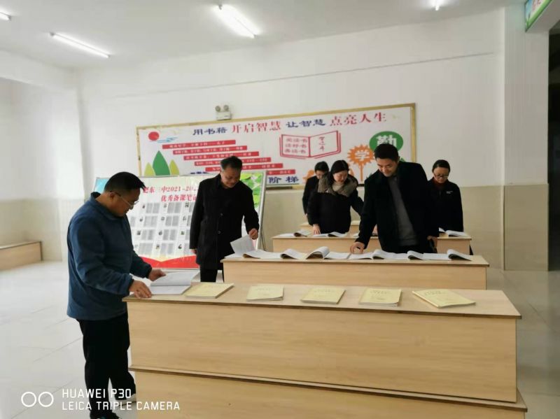 �ʖ|�����_չ������n�Pӛչ�[���