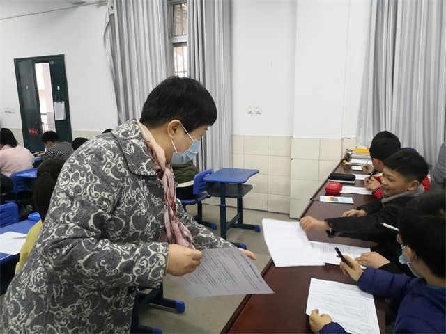 �Ϸ����L��С���Ļ��@У�^(q��)������(d��o)���p�p ���|(zh��)�P���L(f��ng)