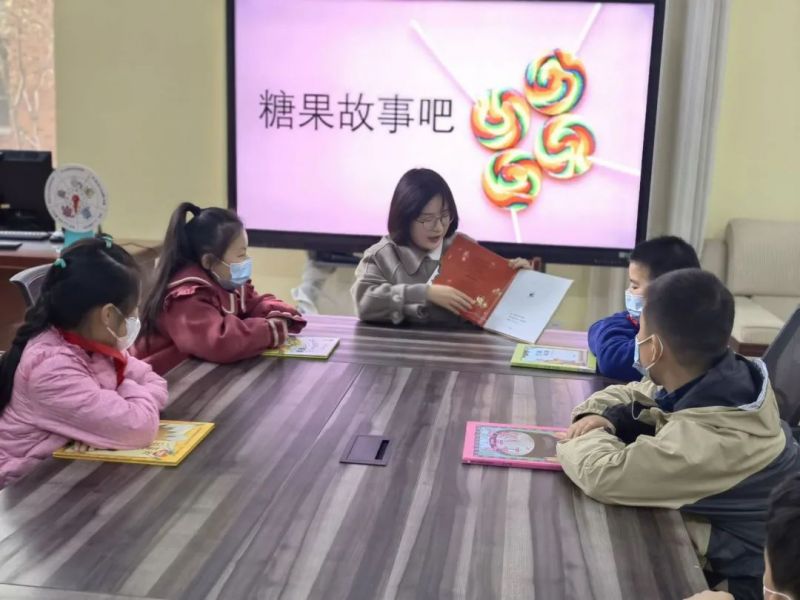 �Ϸ��Ў�������С�W���g������������M�Еr