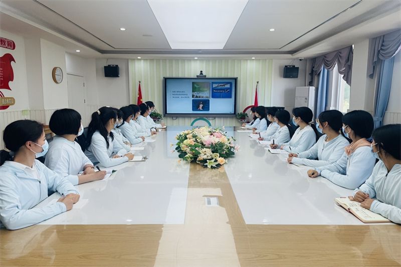 �Ϸ��а��׽������F���Pע����������������������