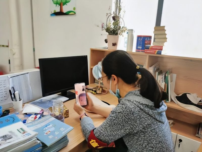 �Ϸʎ�����С�������F(tu��n)�L(zh��ng)�S��У��ͣ�n��ͣ�W(xu��)���x������