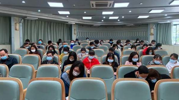 �Ϸ��еڶ��ЌW�����˅��c ���˕r�D