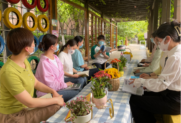 �Ϸ����p����Ȼ�ӷֈ@�_չ�̎��D�������������