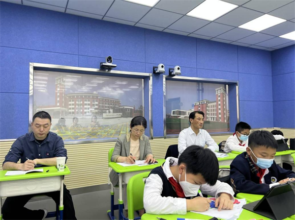 �����������F�`ϪУ�^(q��)���ǻ��n�þ`��� ͬ�n������ǰ��