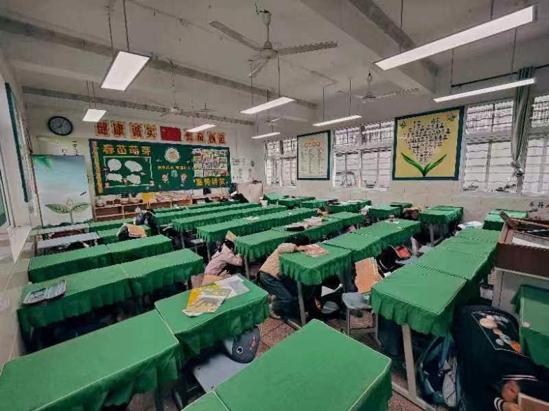 ���c�и���С�W�M������p�ı��U��������