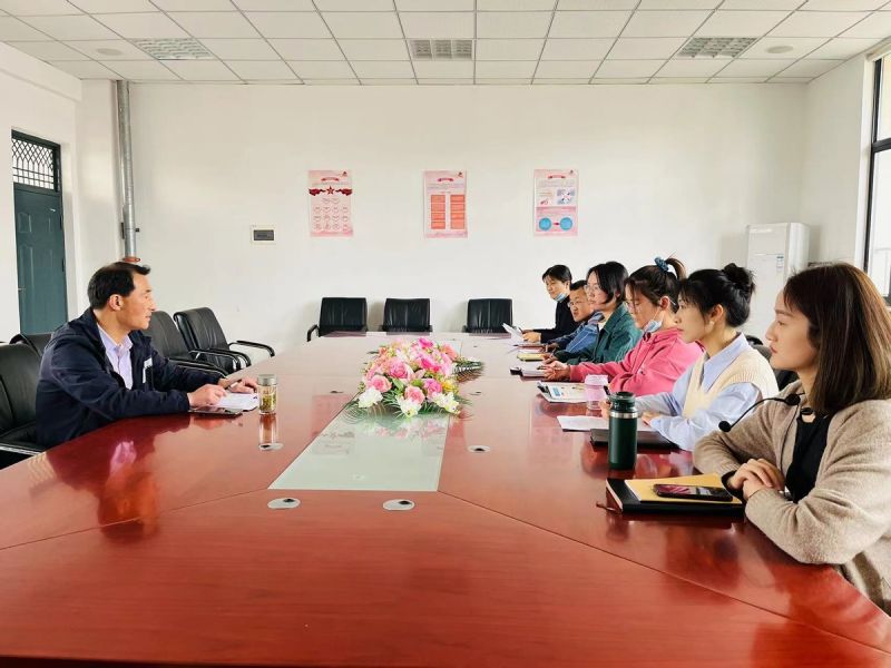 �����̌W(xu��)���F(tu��n)���_չ�ƌW(xu��)�W(xu��)�ơ��c�Ǹɽ̎�ͬ��һ��(ji��)�n����ӑ���(d��ng)