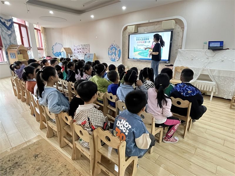 �Ϸ��д����׽������Fɭ�ֳǷֈ@�ǻ���������· �ƌW�a���һ��