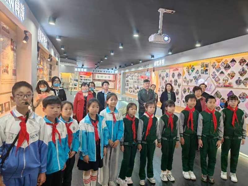 ���c�и���С�W�c�����h��ɳС�W����ǰ�(zh��n)�o��С�W�_չ�������