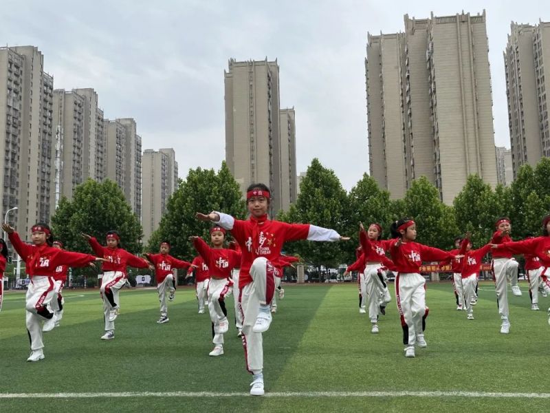 �Ϸ��н�����С�W�_չ�V���ٱ�ِ���