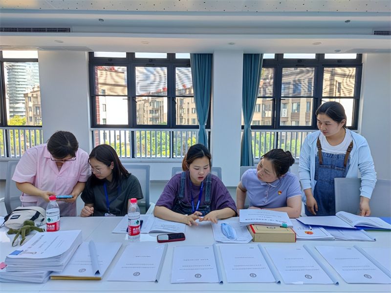 �Ϸ��а���ӭ��·�ֈ@������ʳƷ��ȫ���������o���ס���⡱��ȫ