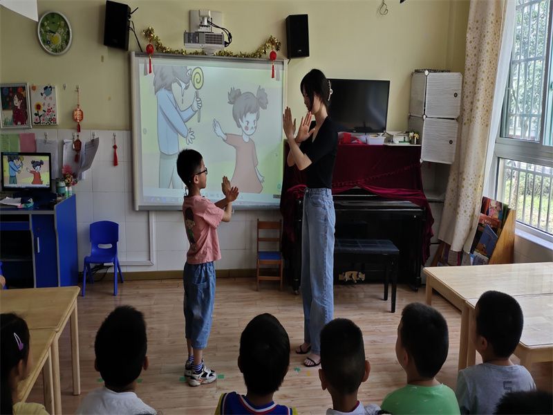 �Ϸ������v�׽̼��F���v�@�^�_չδ�����˱��o���}�����»��