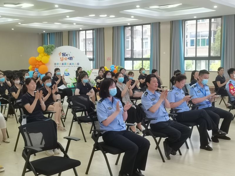 �Ϸ���ֱ�ٙC�P�׃��@�_չ���������MУ�@���}���v