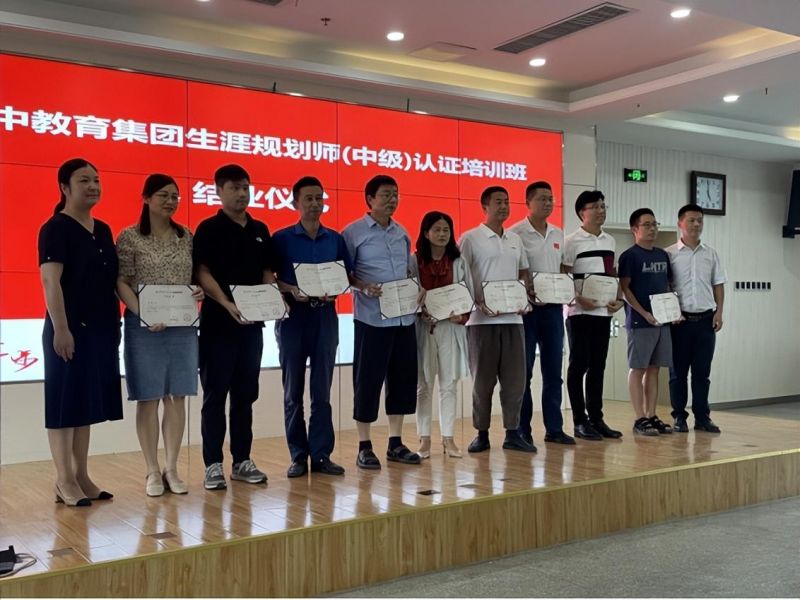 ��ɽ��У�̎����ӺϷʰ��б����W������Ҏ�����J�C��Ӗ�A�M�Y��