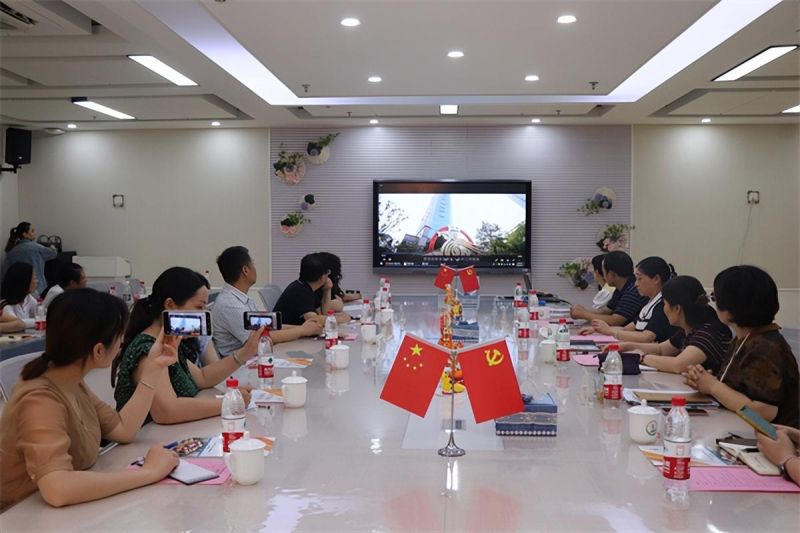 �Ϸ��д����׽������Fɭ�ֳǷֈ@ӭ���Sɽ���Sɽ�^(q��)�W(xu��)ǰ��������F