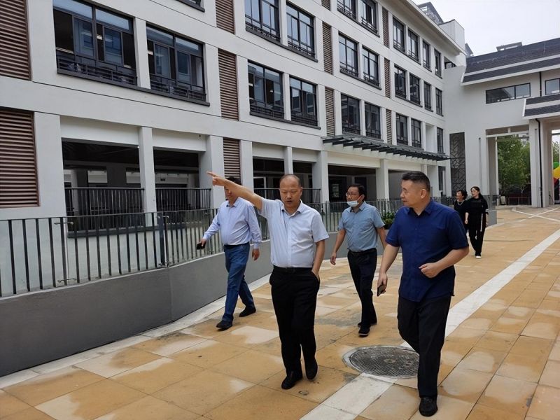 �Ϸ��Џ]ꖅ^���w���I�������b��С�W���AͥУ�^�{���_�W����