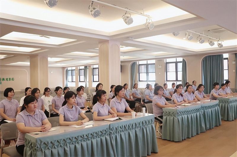 �Ϸ��а��׽������F����ֈ@��Ξ���cȼ�l����� �^�������e���ഺ