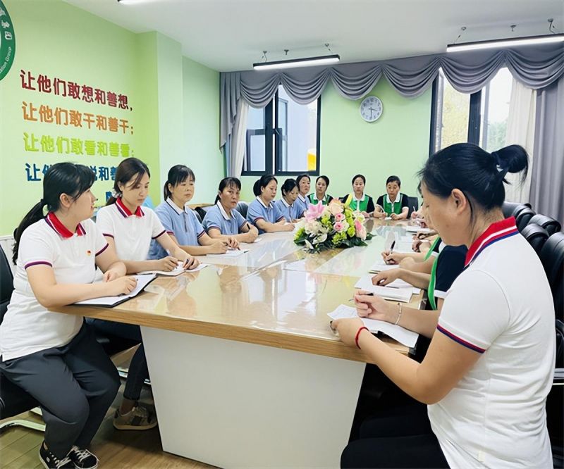 �Ϸ��а��׽������F(tu��n)����֮��ֈ@�_(k��i)չ�����̎������L(f��ng)��Ӗ(x��n)