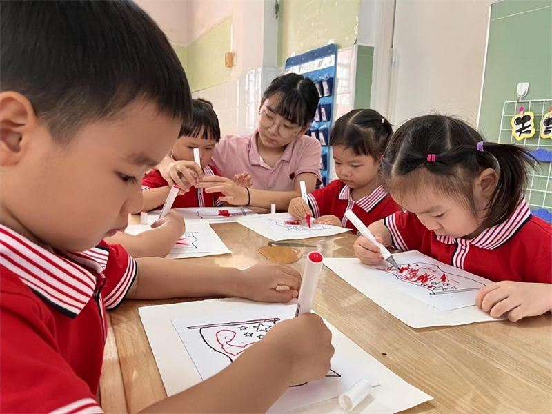 �Ϸ��д����׽������F(tu��n)���@�_չ����(gu��)�������ա����}���(d��ng)