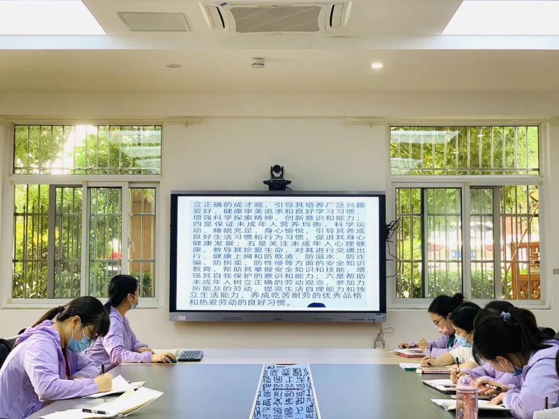 �Ϸ����p�׽������F��Ȼ�ӷֈ@�����������ٳ��L �������W���M��