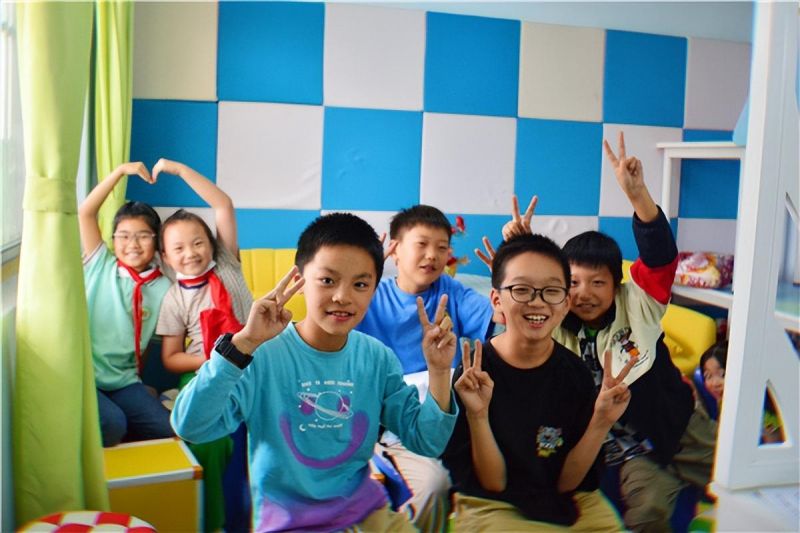 �Ϸ��а���С����У2022���＾�W�ڡ������У���n���_�n