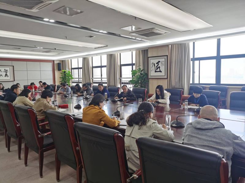 �Ϸʹ��I�WУ���_���c���ڎ�����У��������΄����м��������Õ�