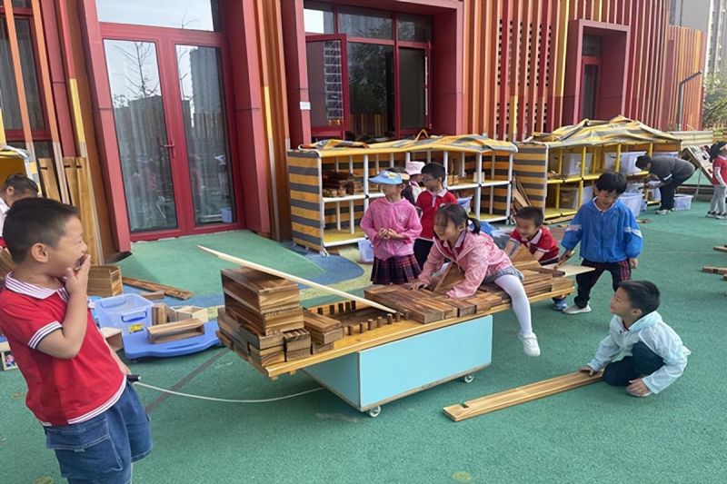 �Ϸ��д����׽������Fɭ�ֳǷֈ@�_չ�����Α��^Ħ���л��