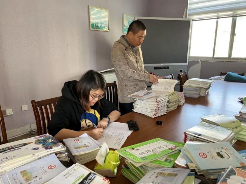 �Ϸ����³�С�W�_չ���̌W��Ҏ�z�顱���