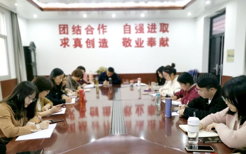 ���c�и���С�W�c�����h��ǰ�o��С�W����ɳС�W���l(xi��ng)����(li��n)���wһ�꼉�༉���팣�}��ӑ��