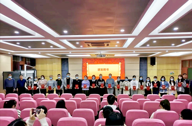 �Ϸ����L��·�ڶ�С�W��䞳У�^�e�����{���̽Y���xʽ