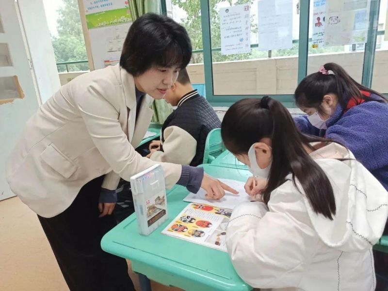 �Ϸ���ꖹ�С�W2022-2023�W��ȵ�һ���n���о����