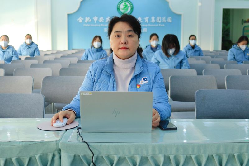 �Ϸ��а��׽������F�����н����Α� ���`�����ǻ�