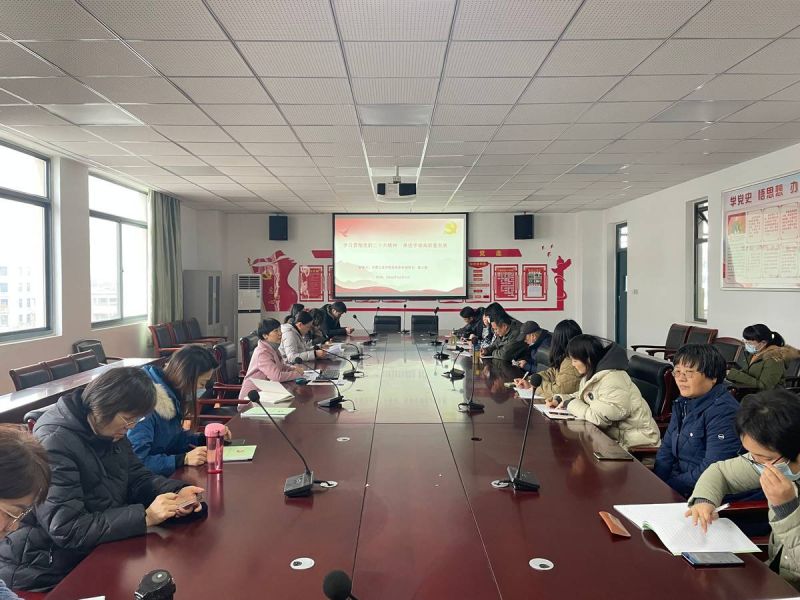 �Ϸʹ��I(y��)�WУ�hί���v�F�����һ�h֧�����v�h�Ķ�ʮ����