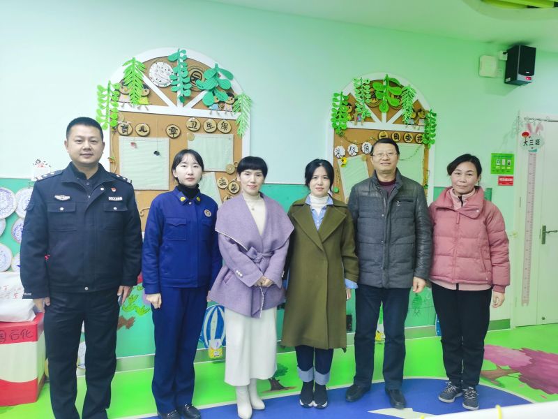 �Ϸ����p���׃��@�������F(tu��n)Դˮ�ֈ@ӭ�ӡ�ƽ��У�@���u�����