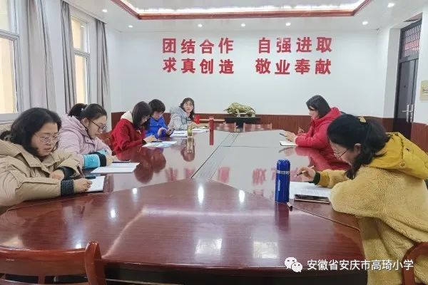 ��ͬ��ӑ�������l(f��)չ�������c�и���С�W(xu��)���g(sh��)���нM���_�W(xu��)�ڽ��й������h