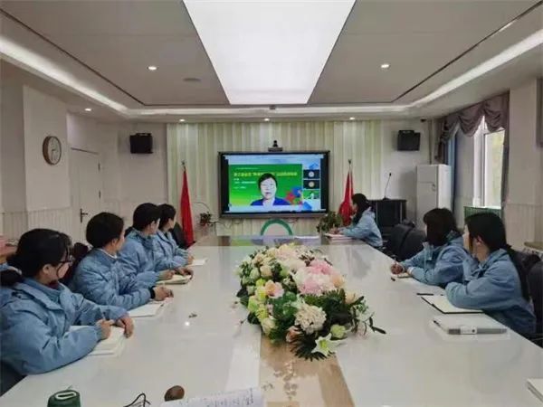 �Ϸ��а��׽������F���@�_չ���Ɍ��� ���о��������v���W��