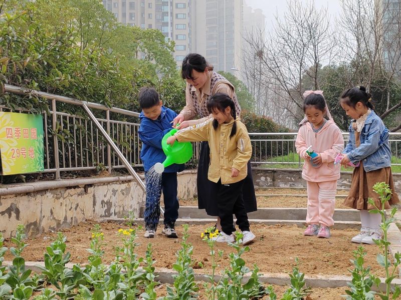 �������죬���Nϣ�������Ϸ����A���\Է�׃��@�_չ�����Nֲ���