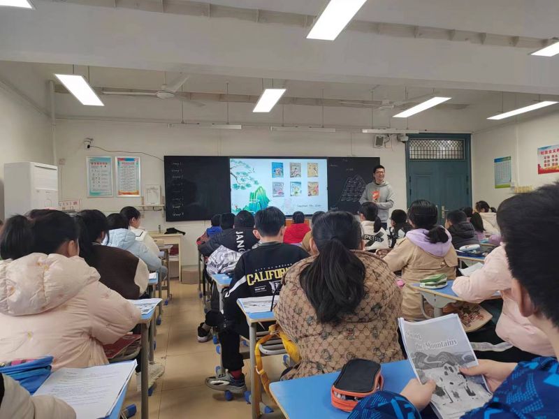 ���c�Ў�Ӗ���ģ��l�壩�Z�ġ�Ӣ�Z׿Խ�̎���Ӗ�ڰ��c�и���С�W�e��