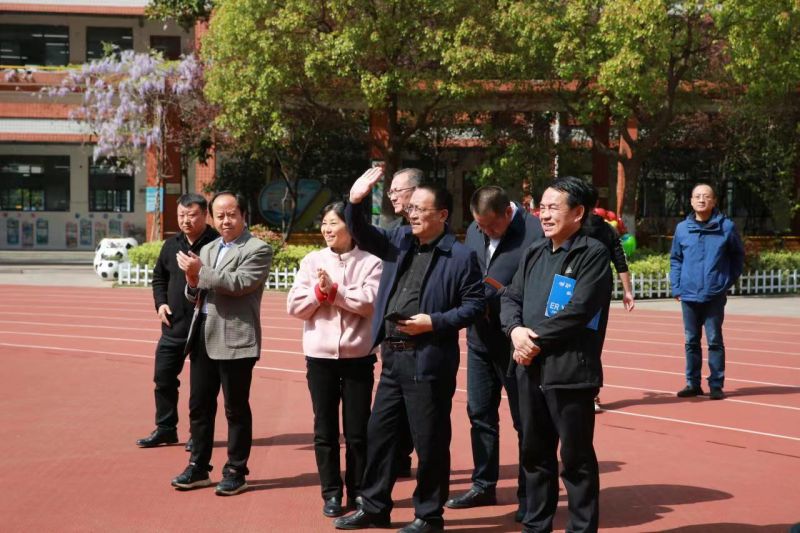 �Ϸ��Ў������ٵڶ�С�Wӭ�����ʡ���P�h�Ƽ��ͽ����w���ց�У����