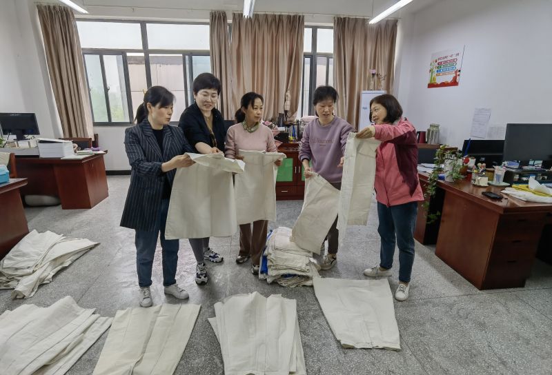 �Ϸʹ��I�WУ����ِ�ٌW������ ͬ�_����չ�L��