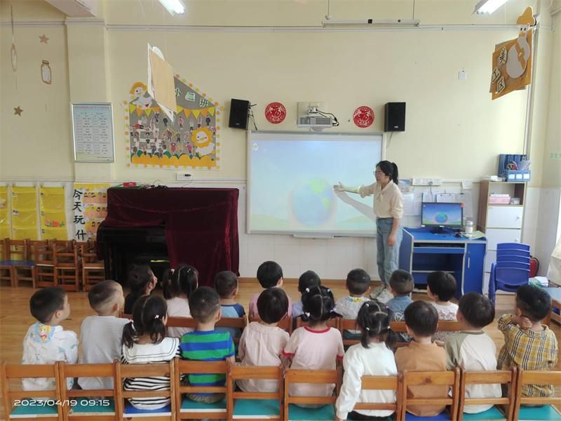 �Ϸ������v�׽̼��F���v�@�^�_չ���������}���