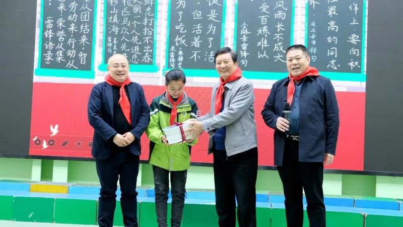 �Ϸ�����Ϫ·С�W�������������o