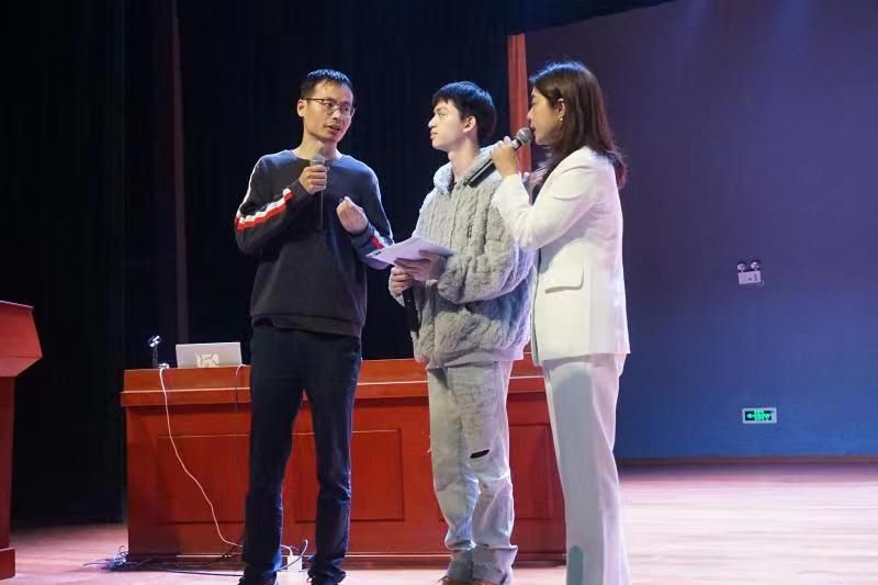 �Ϸʹ��I(y��)�W(xu��)У���_�̸߿��������`����