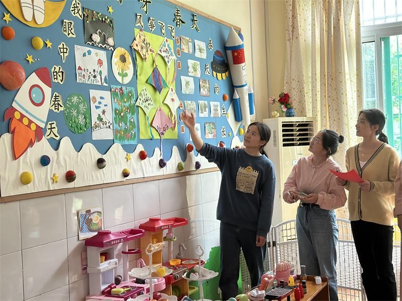 �Ϸ������v�׽̼��F���v�@�^(q��)�_չ���}���u�Ȼ��