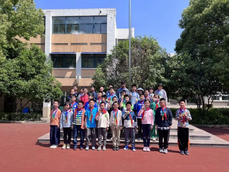 �Ϸ���ꖹ�С�W�e�е�ʮ��У�@����ِ�C���xʽ