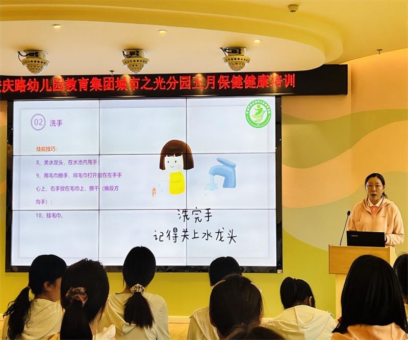 �Ϸ��а��c·�׃��@�������F����֮��ֈ@���������ģ��������L